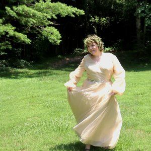 Meet your Posher, Holly